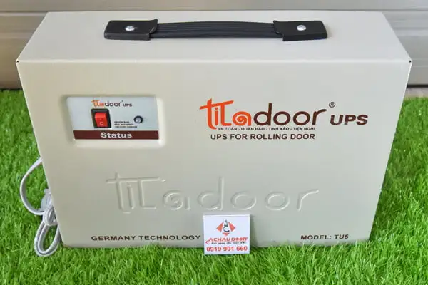 Bình Lưu Điện Titadoor TU5-12Ah