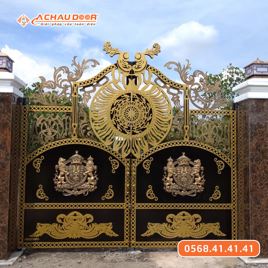 Cổng Sắt Mỹ Thuật