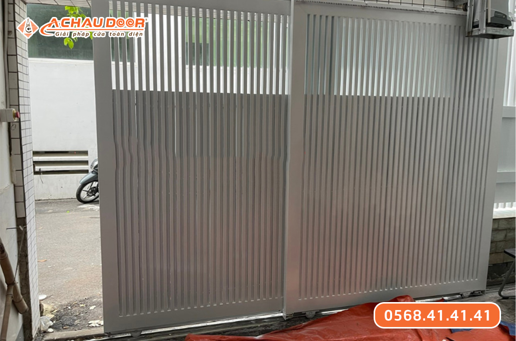 Cửa cổng lùa 2 cánh