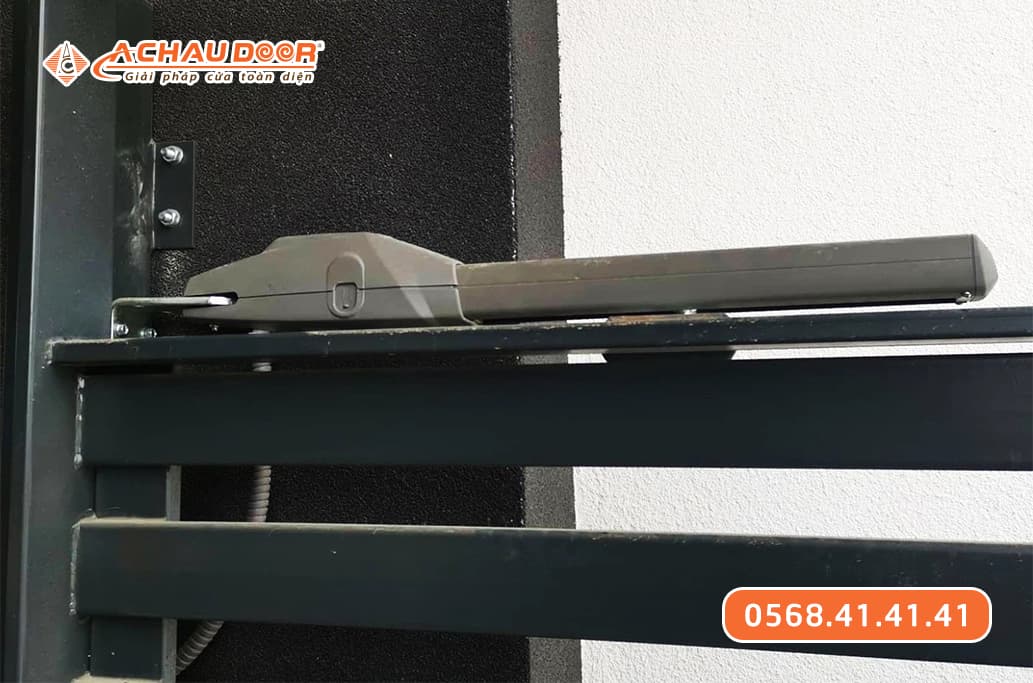 Motor cổng tay đòn tự động