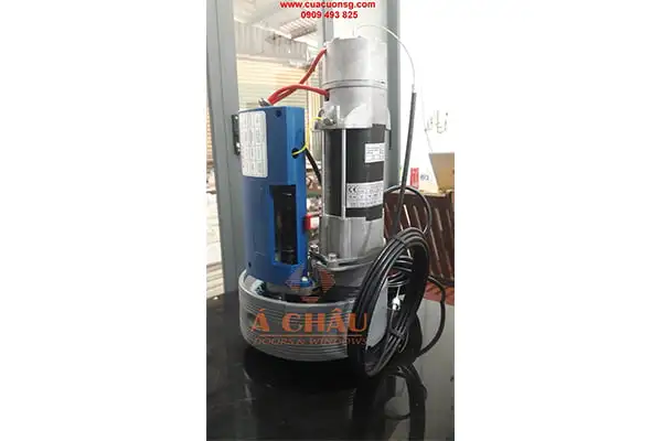 Mô tơ cửa cuốn A Chau Speed Matic tốc độ nhanh, êm, giá rẻ