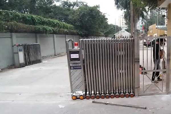 Phụ kiện cổng xếp