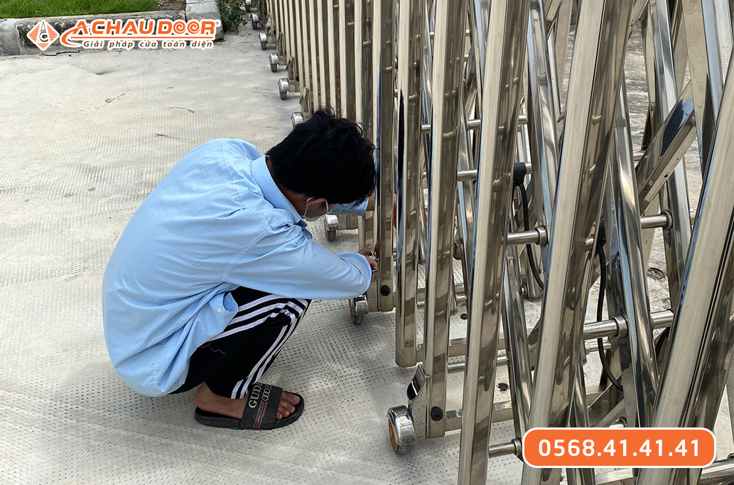 Sửa cổng xếp