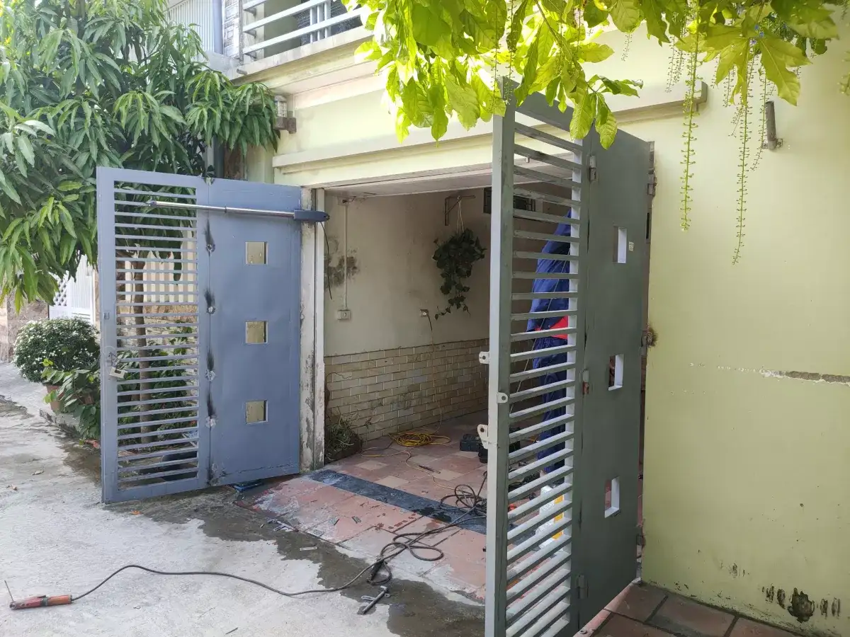 Cổng tự động tay đòn Trung Quốc