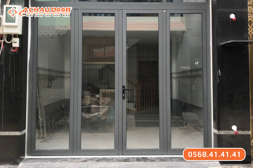 Cửa nhôm kính 4 cánh mở quay