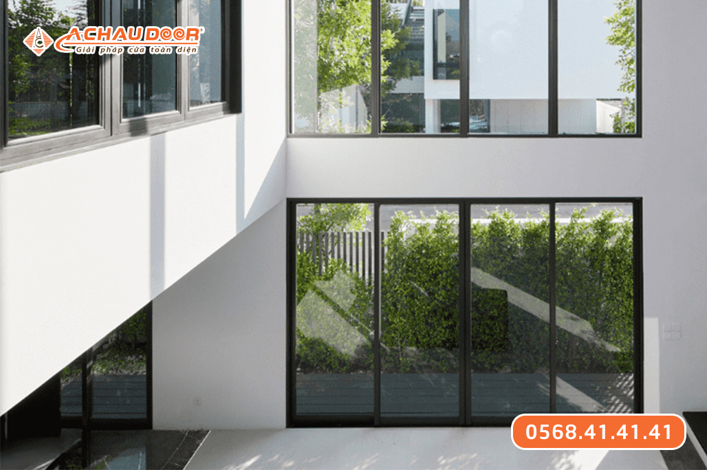 Mẫu cửa nhôm 4 cánh