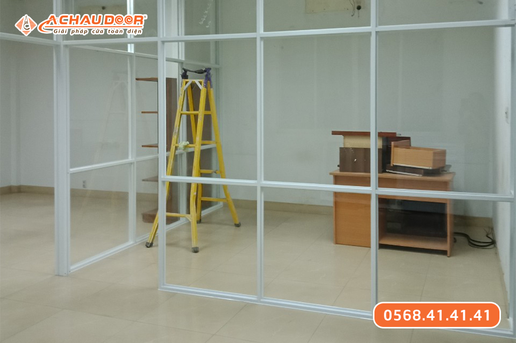 Vách nhôm hệ 700